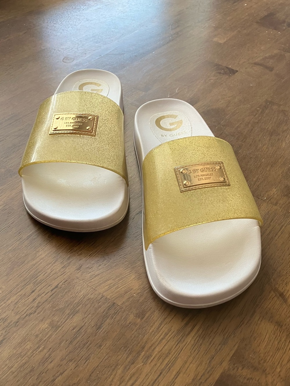 G by Guess White and Gold Glitter Slide Sandals 10M